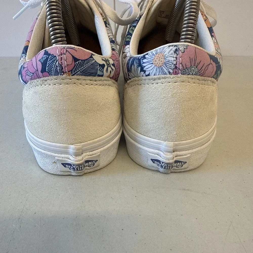 Vans Women's 9.5 Old Skool Floral Print Multi-Color Suede Upper Shoes